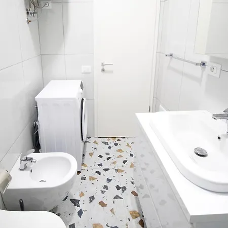 Luxury In Mangalem21 Complex Wifi,ac Apartment